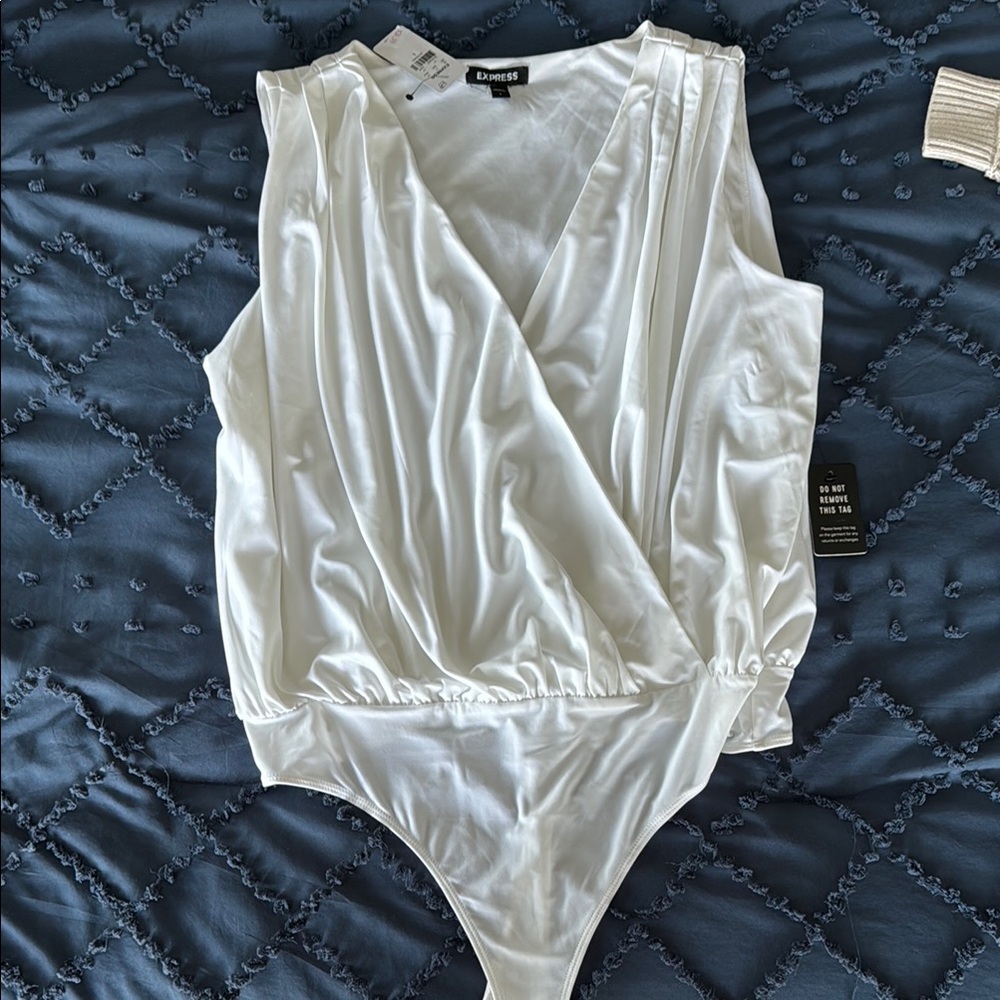 Express White Sleeveless bodysuit size L